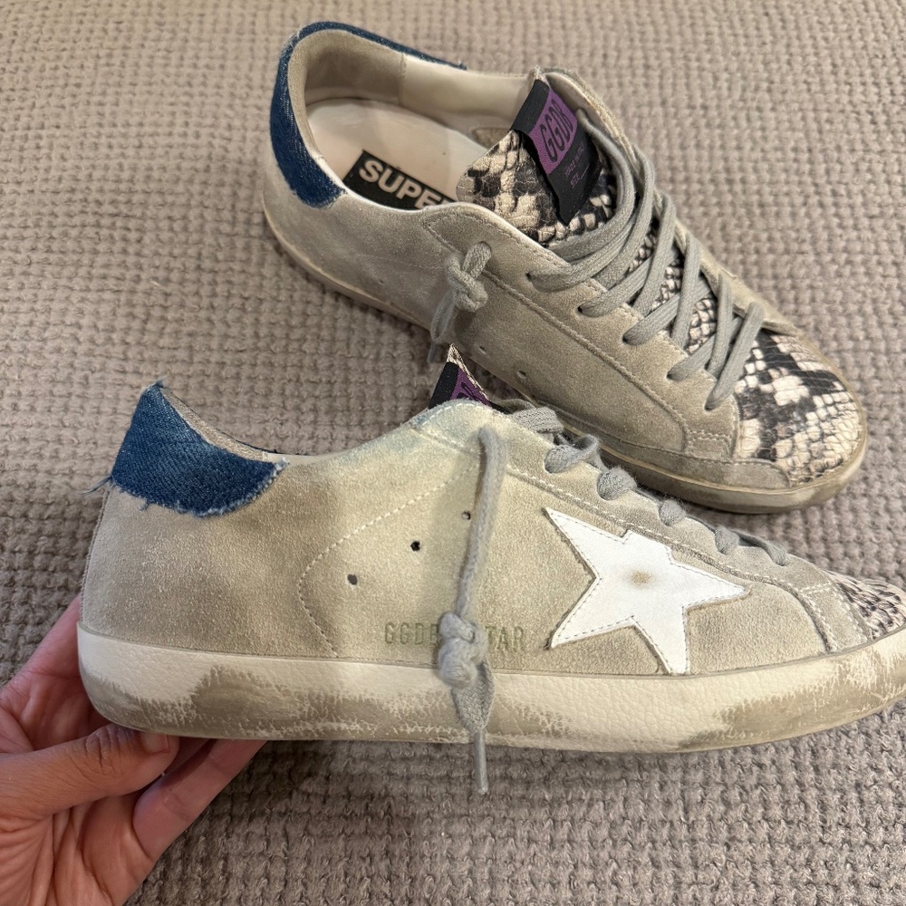 SOLD Golden Goose Superstars size 37